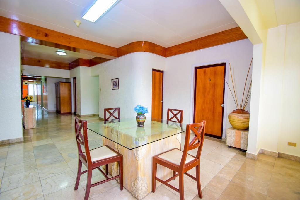 Kalibo Hotel エクステリア 写真